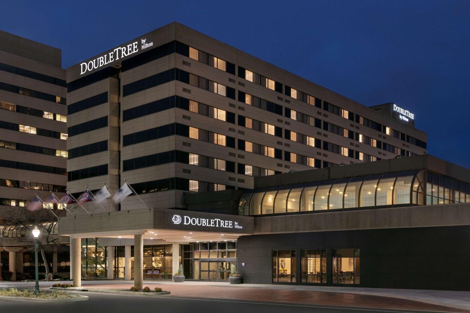 Doubletree By Hilton Canton Downtown Hotel Exterior photo