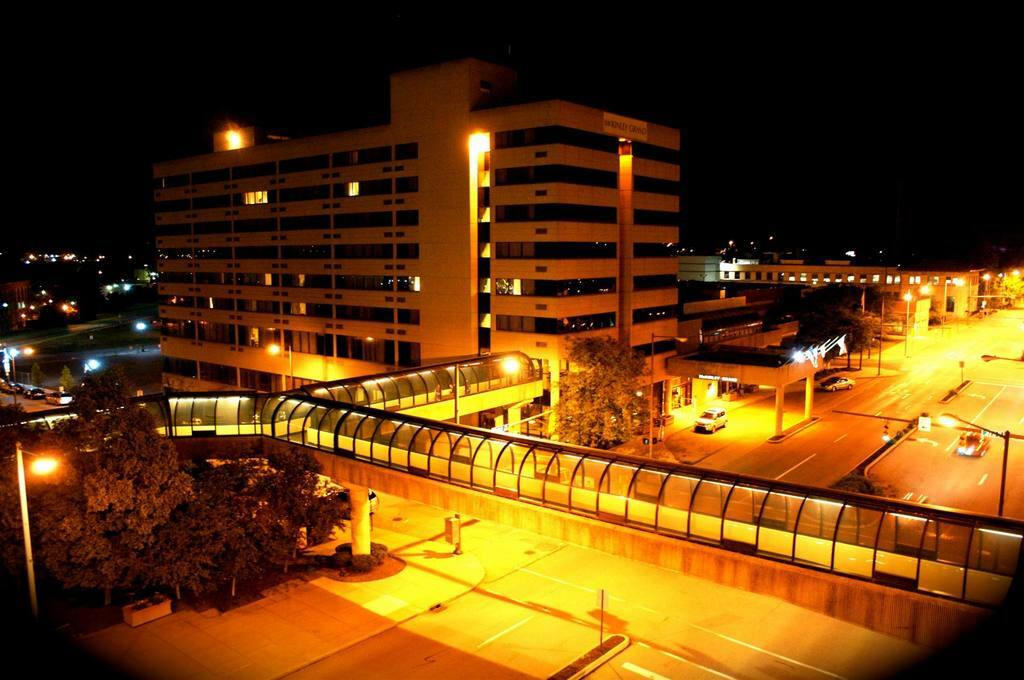 Doubletree By Hilton Canton Downtown Hotel Exterior photo